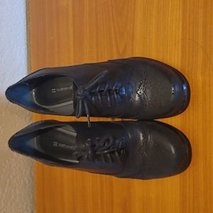 Naturalizer, black, oxford laceup heeled 2.5-inch pumps, size 6.5